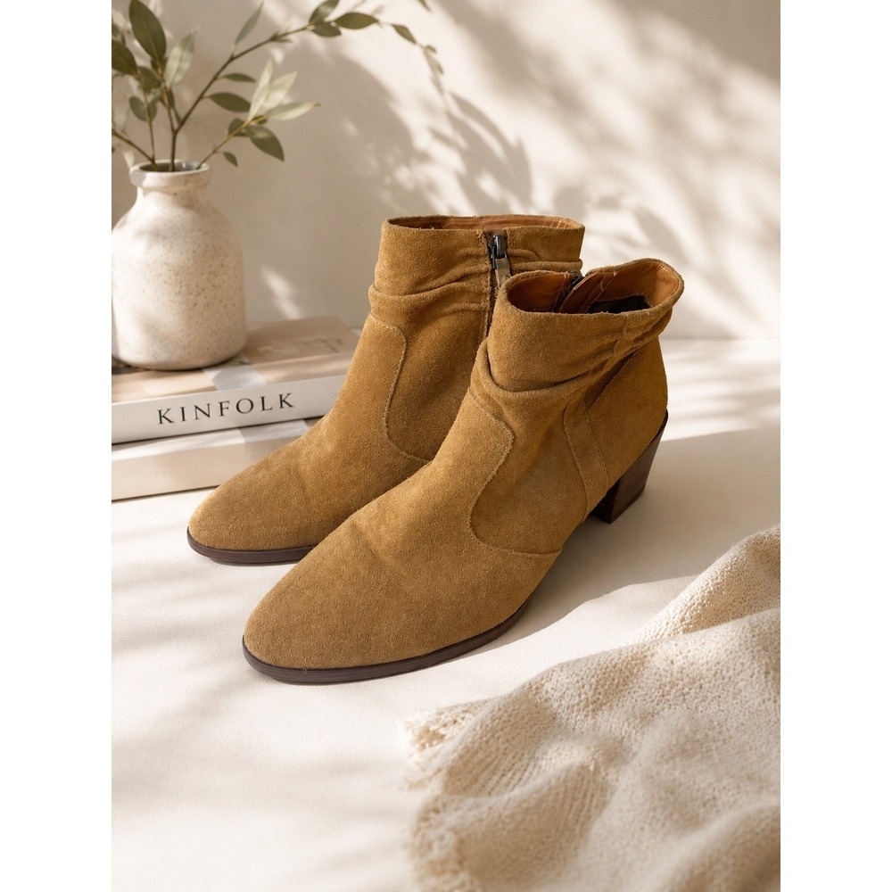 Naturalizer Gina Tan Suede Slouchy Ankle Boots Pointed Toe Block Heel Size 8M